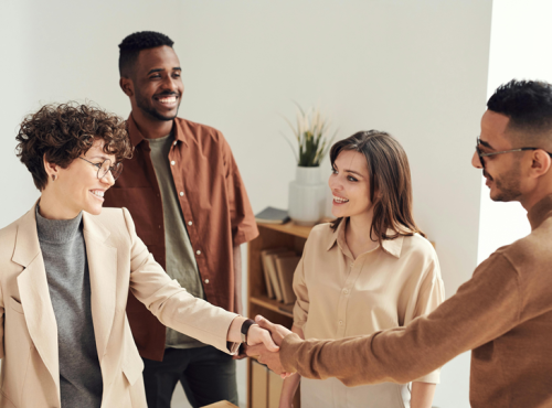 Positive Arbeitsatmosphäre – Miteinander durch Wertschätzung Positive Arbeitsatmosphäre - Miteinander durch Wertschätzung